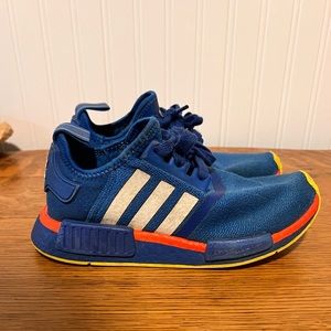 Youth Big Boys size 3.5 Adidas